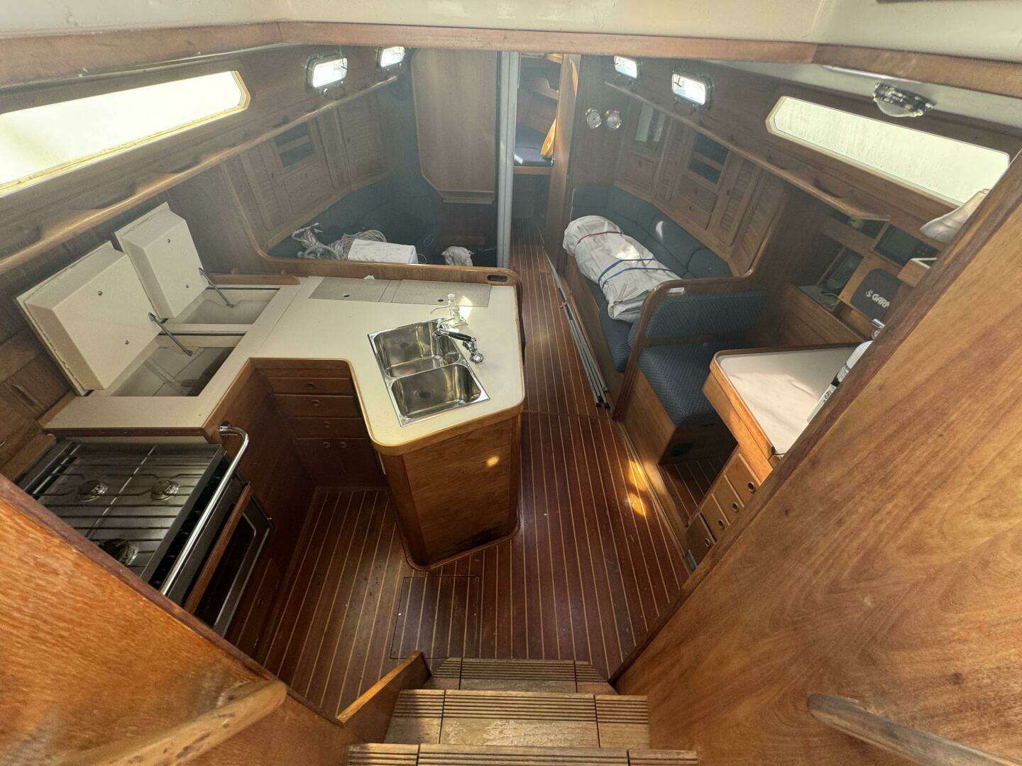 1996 Sabre 425 - Image 35
