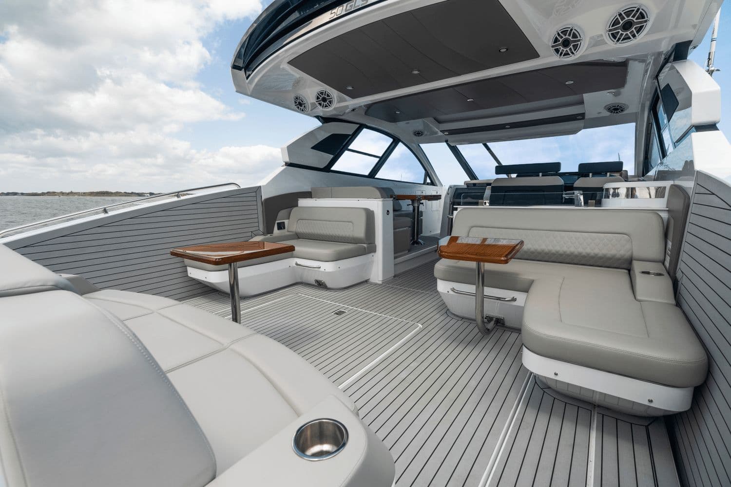 2026 Cruisers Yachts 50 GLS - 64