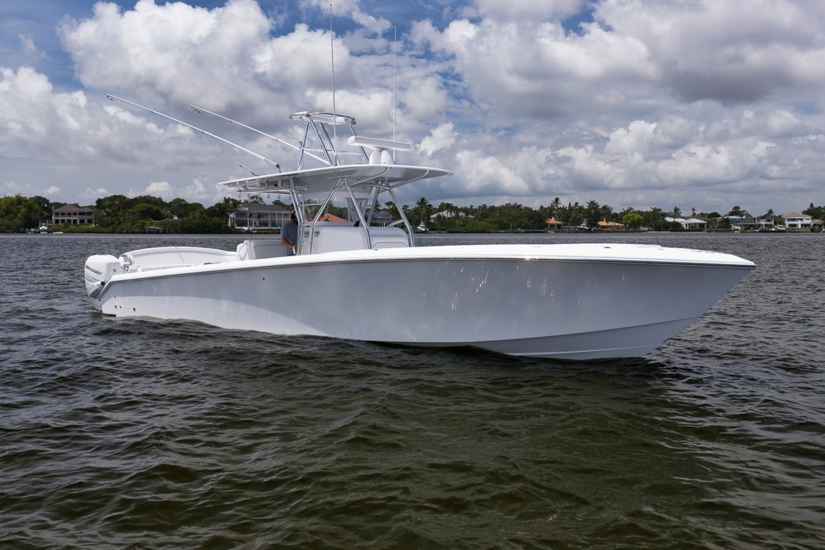 2017 Bahama 41 Bahama - Image 2