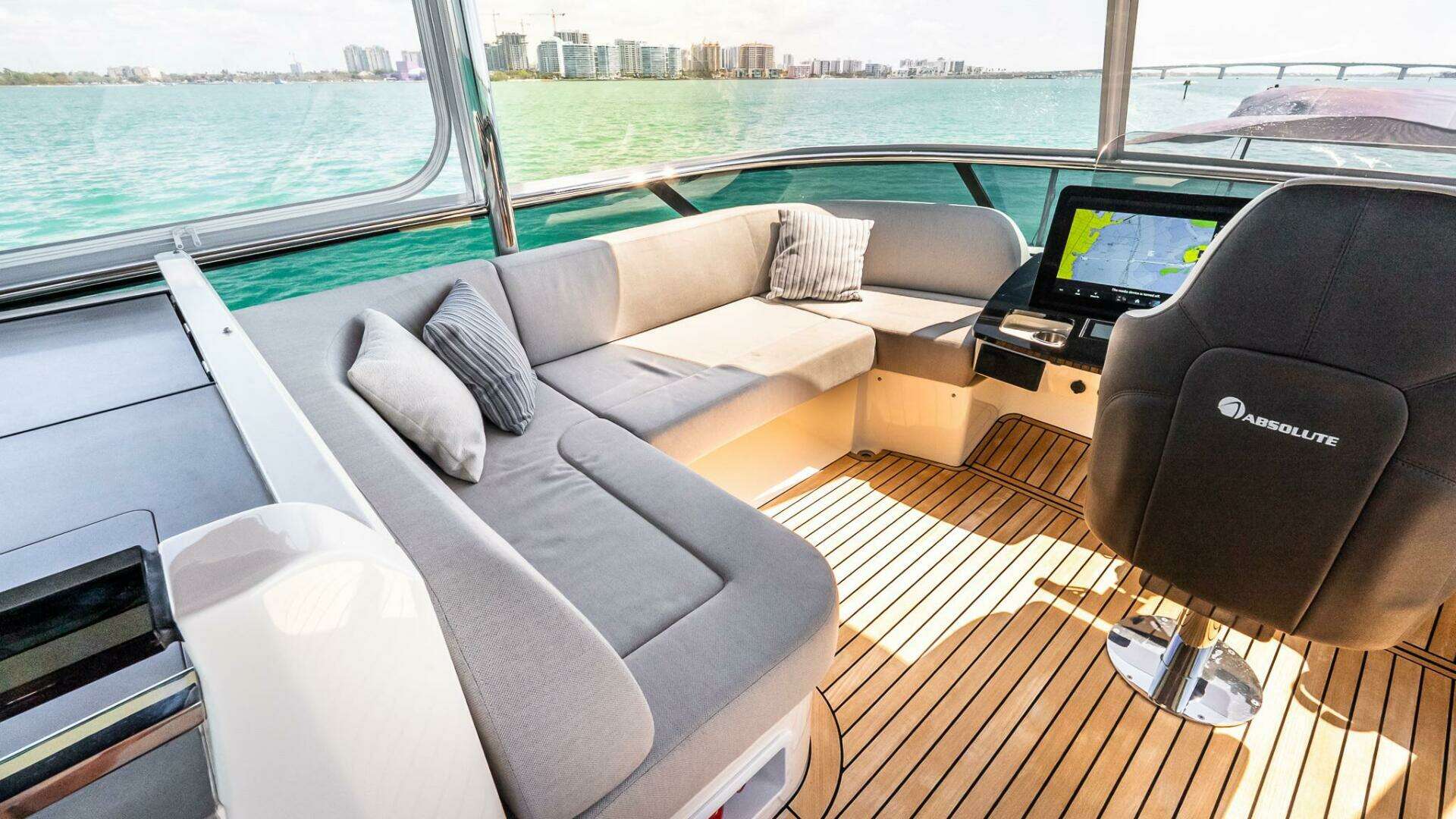 2022 Absolute 64 Navetta - Image 51