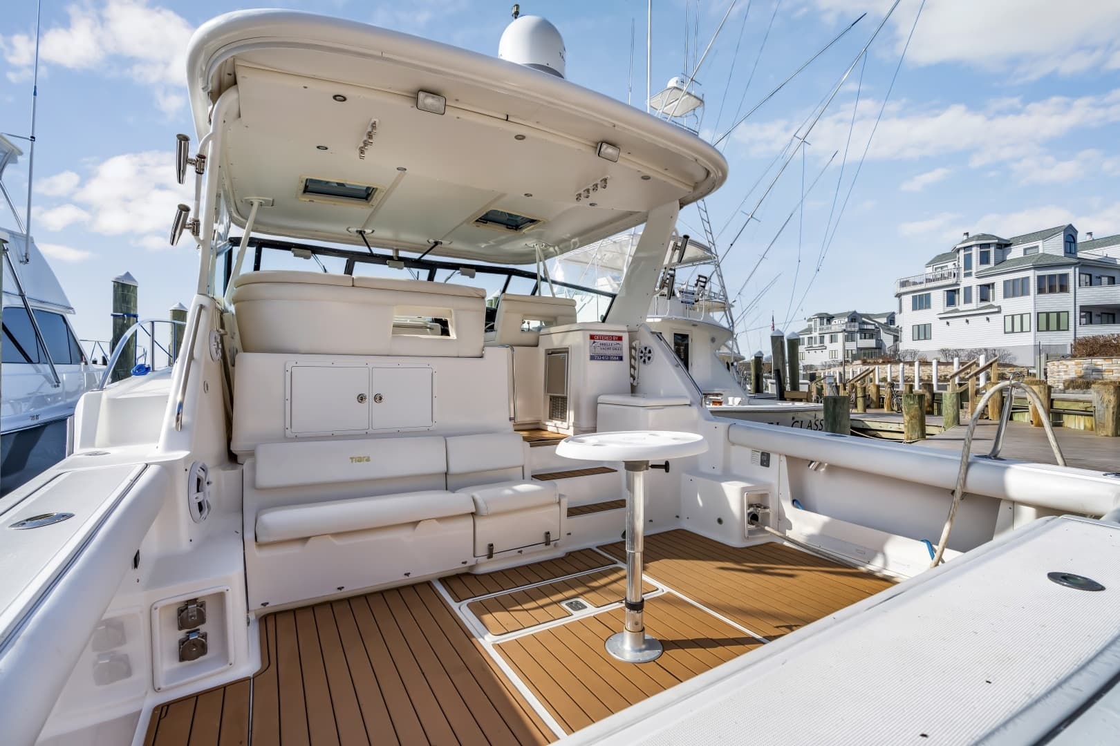 2002 Tiara Yachts 4100 Open - Image 14