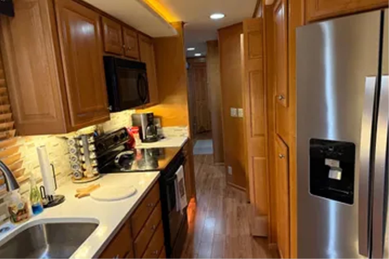 2001 Sharpe 80x18 - Image 91