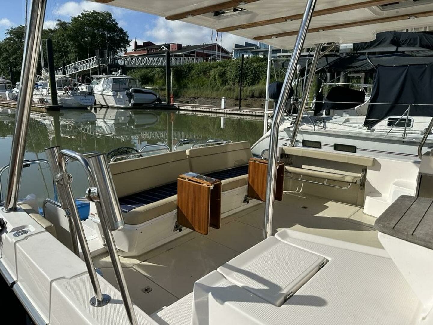 2020 Ranger Tugs R41CB - Image 14
