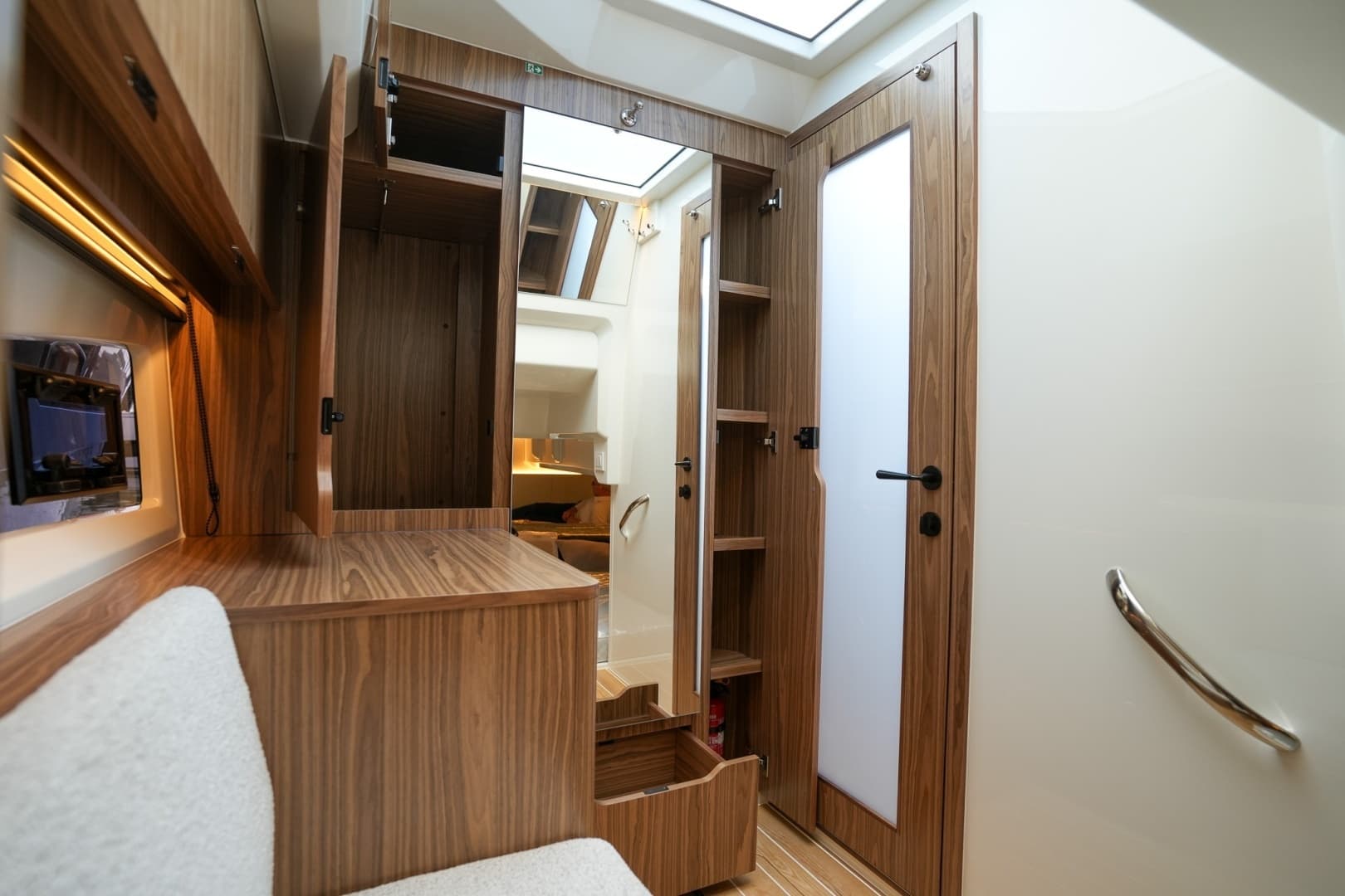 2026 Marex 390 - Image 51