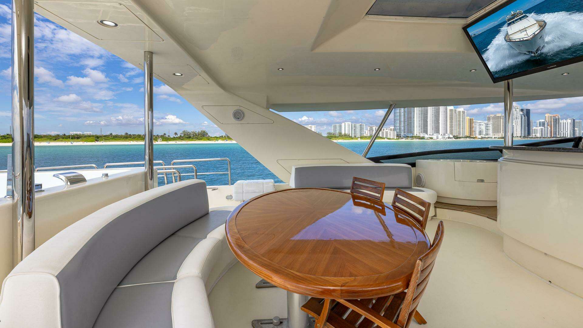2000 Azimut — - Image 39