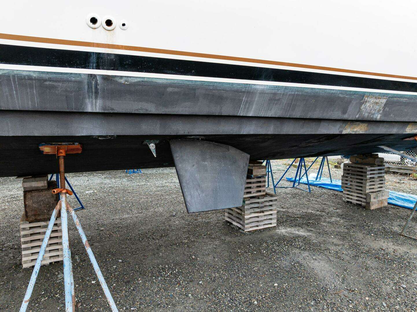 2001 Navigator 61 Pilothouse - Image 11