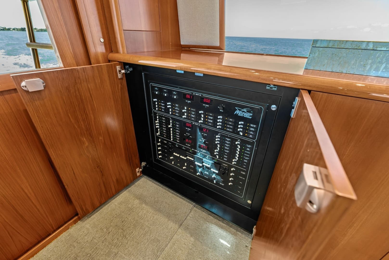2017 Weaver Custom Sportfish - Image 44