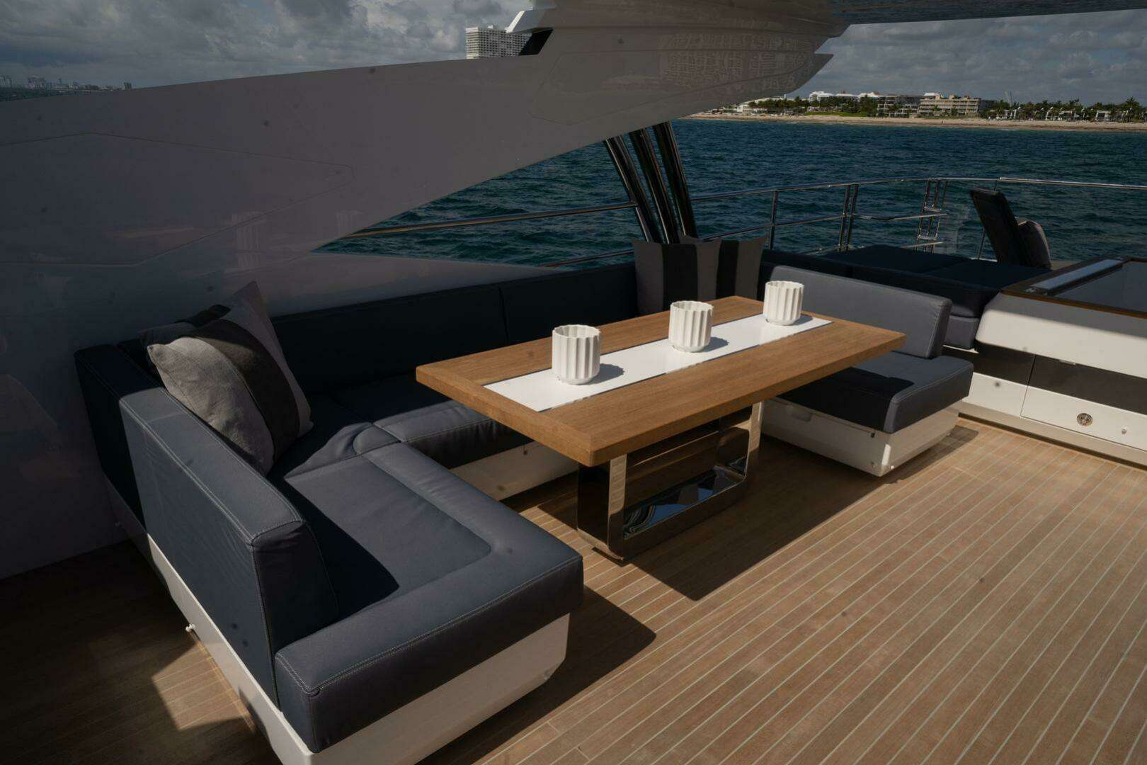 2020 Pearl 95 - Image 34
