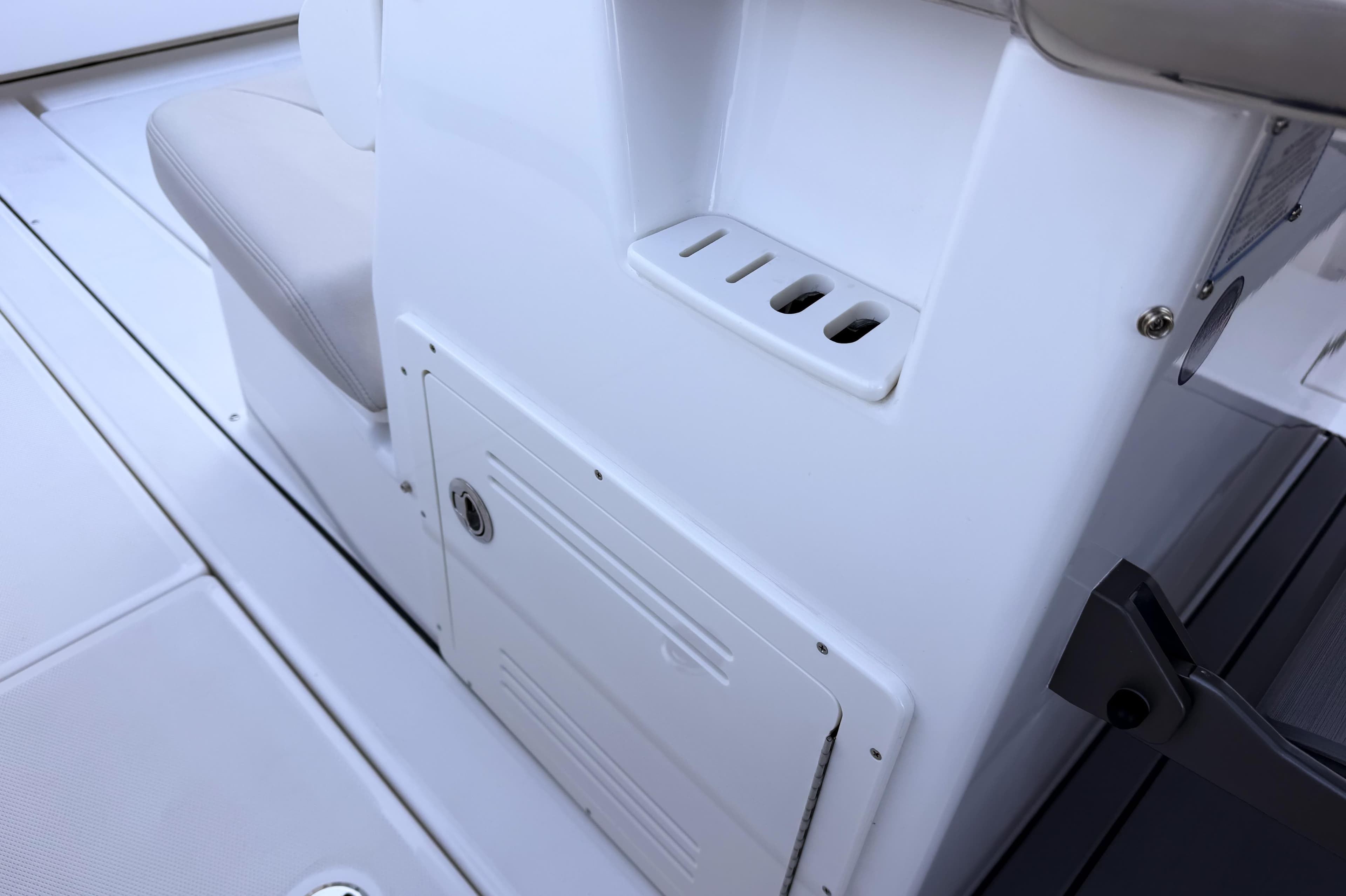 Interior of Solace 32 CS boat, model year 2026.