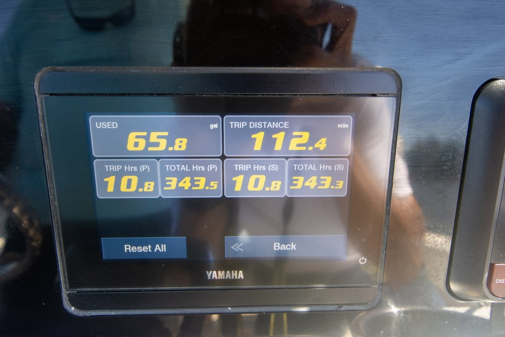 2023 Cobia 280 Center Console - Image 17