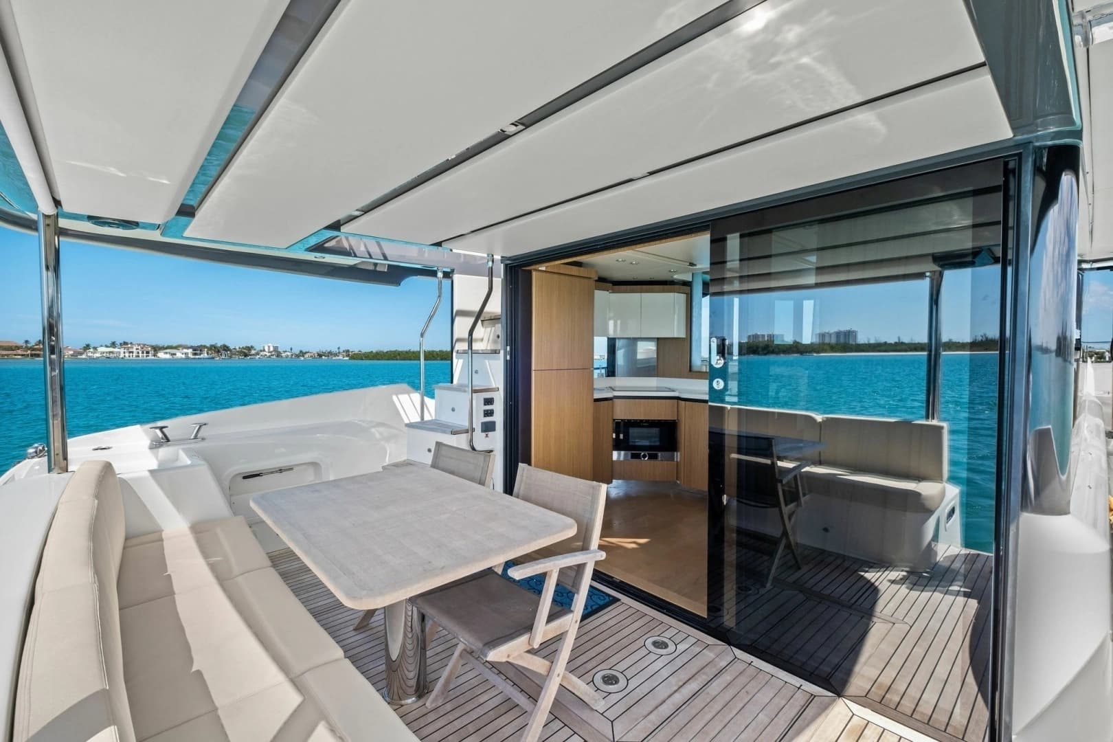 2019 Absolute 52 Navetta - Image 6