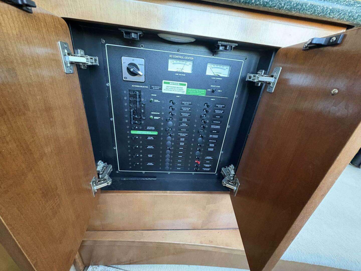 1999 Carver 530 Voyager Pilothouse - Image 57