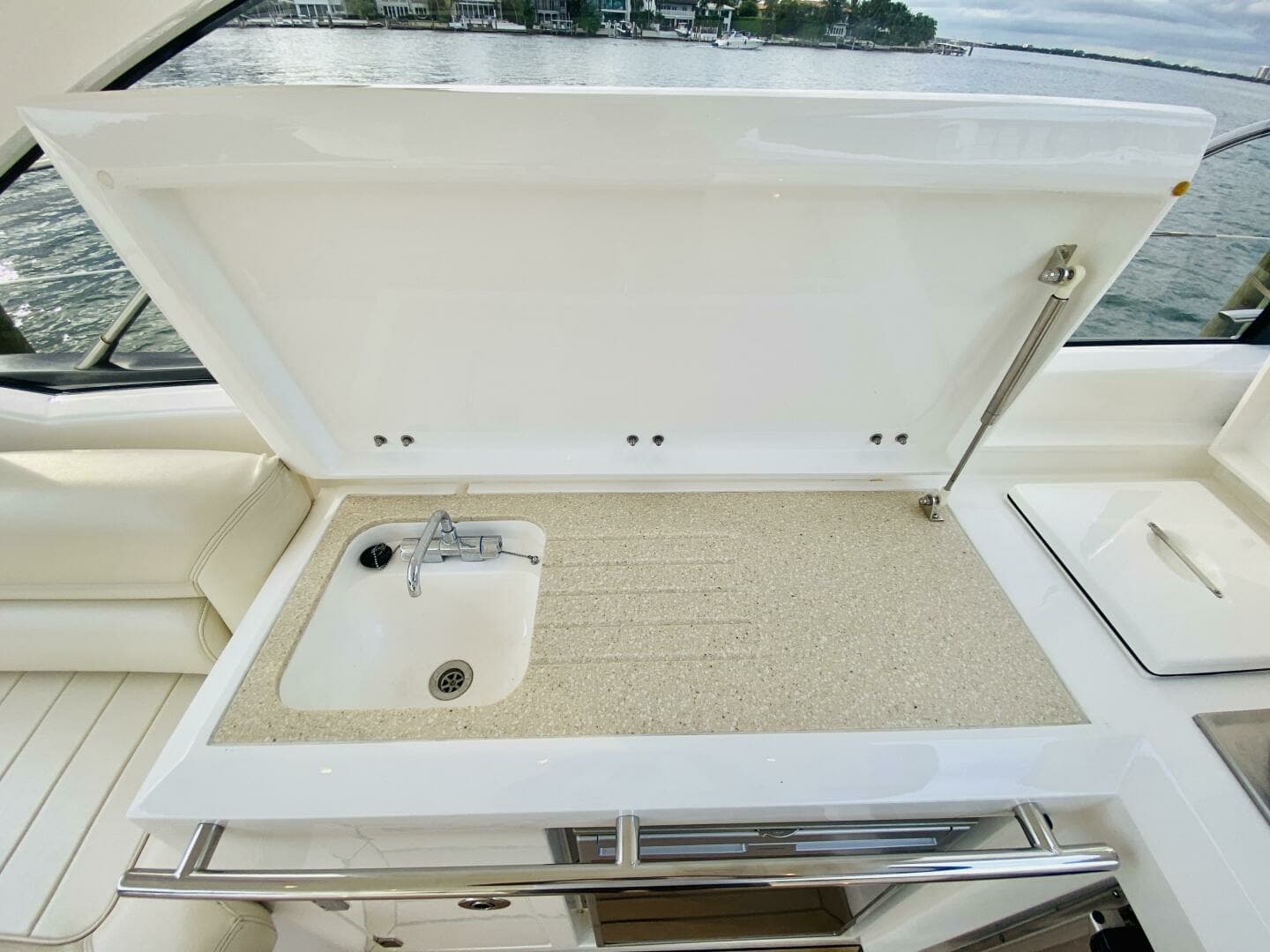 2010 Sunseeker Predator 60 - Image 52