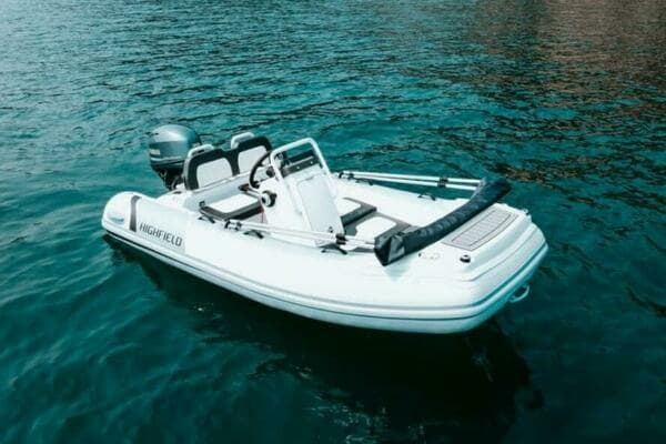 2025 Highfield Sport 330 - Image 1