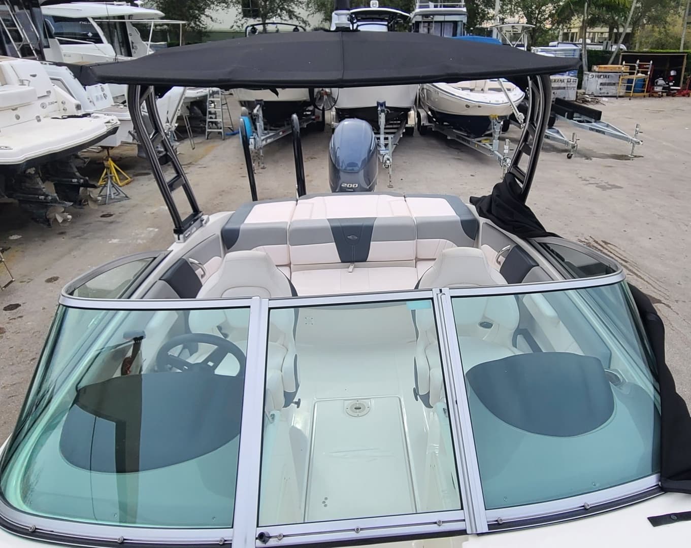 2020 Chaparral 21 SSI OB - Image 19