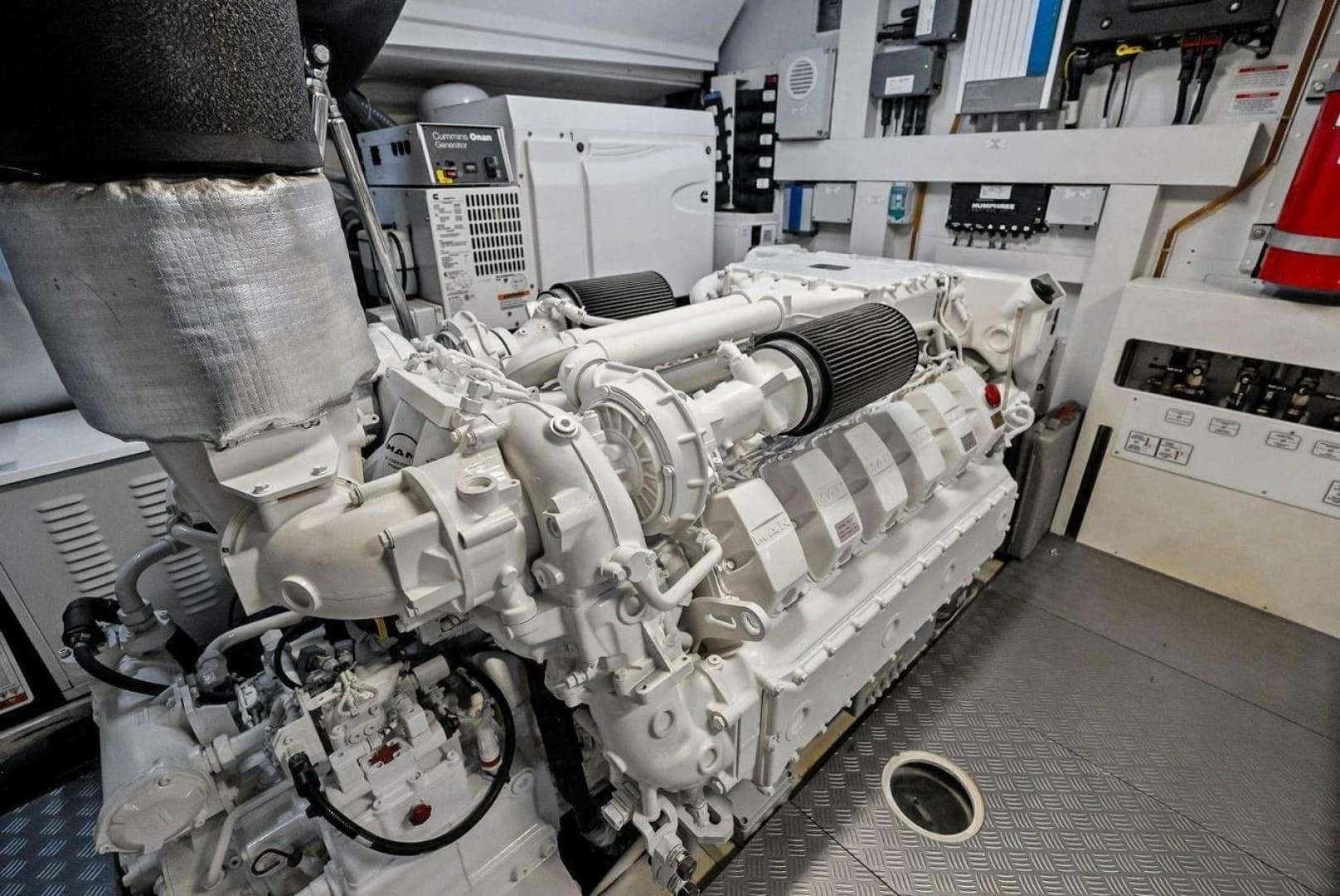 2022 Ferretti Yachts 780 - Image 64