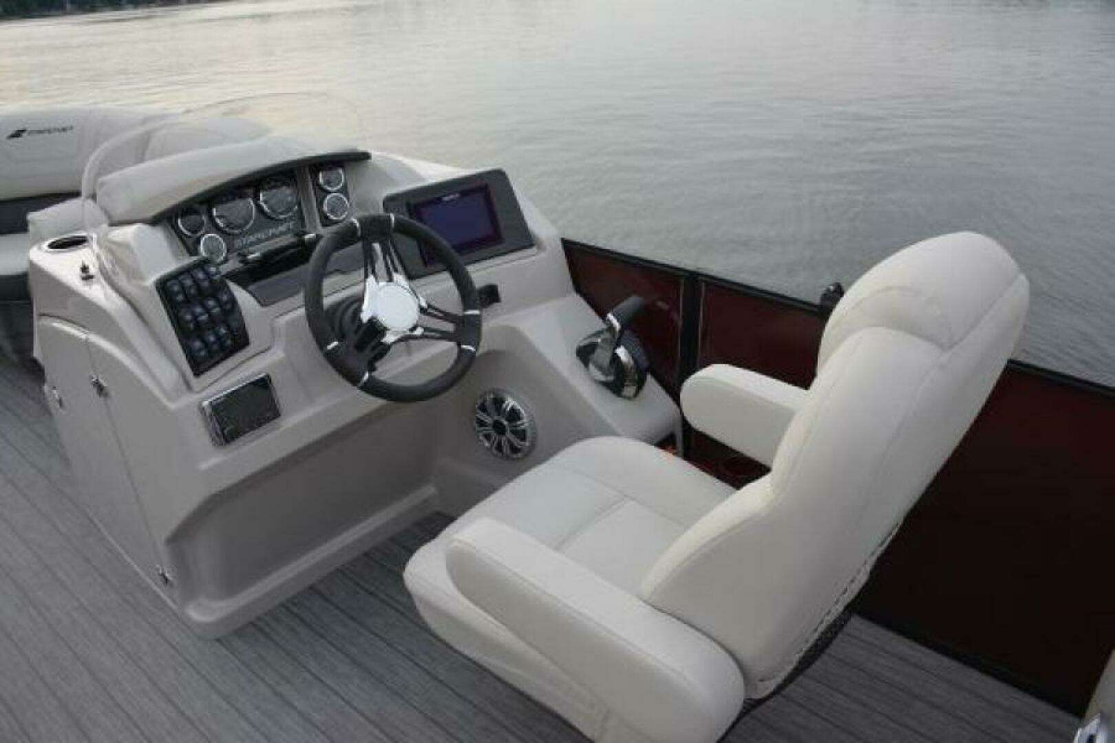 2025 Starcraft SLS 3 - Image 10