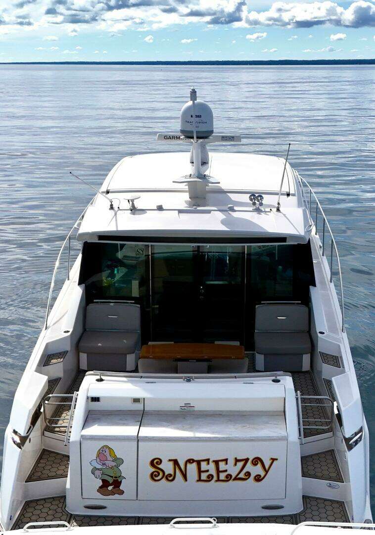 2017 Tiara Yachts 53 Coupe - Image 7