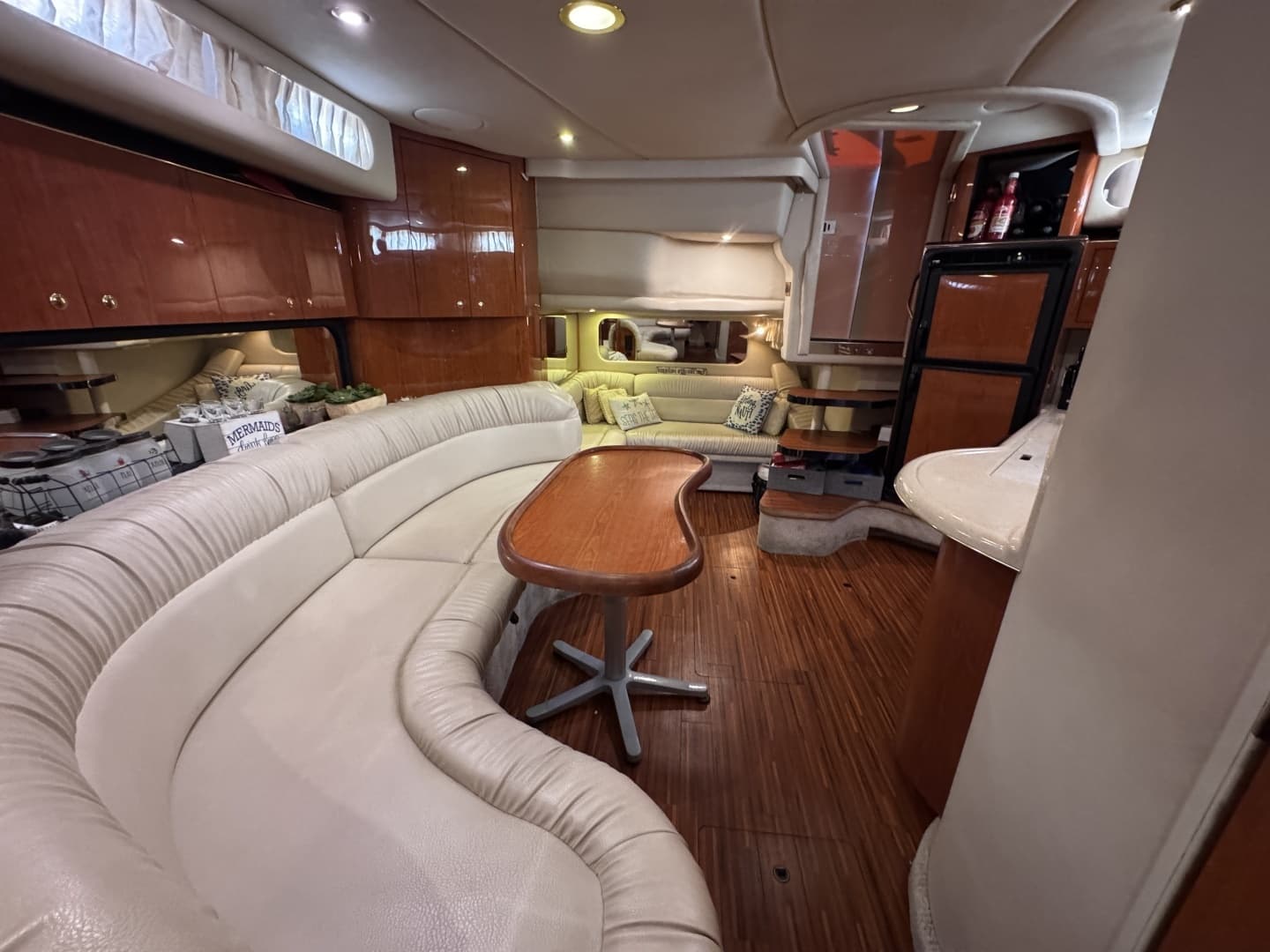 1999 Sea Ray 38 Sundancer - Image 18