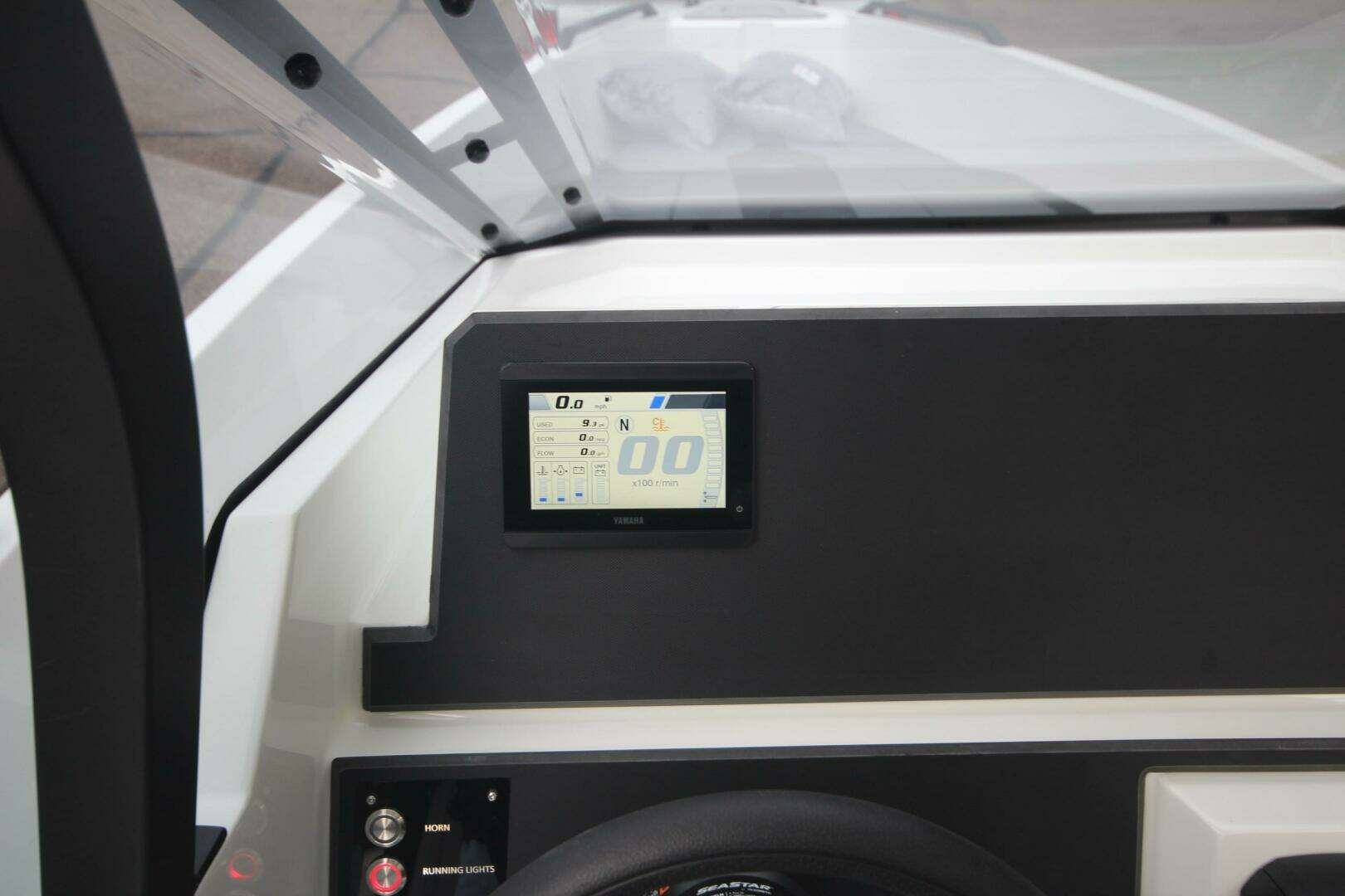 2026 Iron 767 T-Top - Image 25