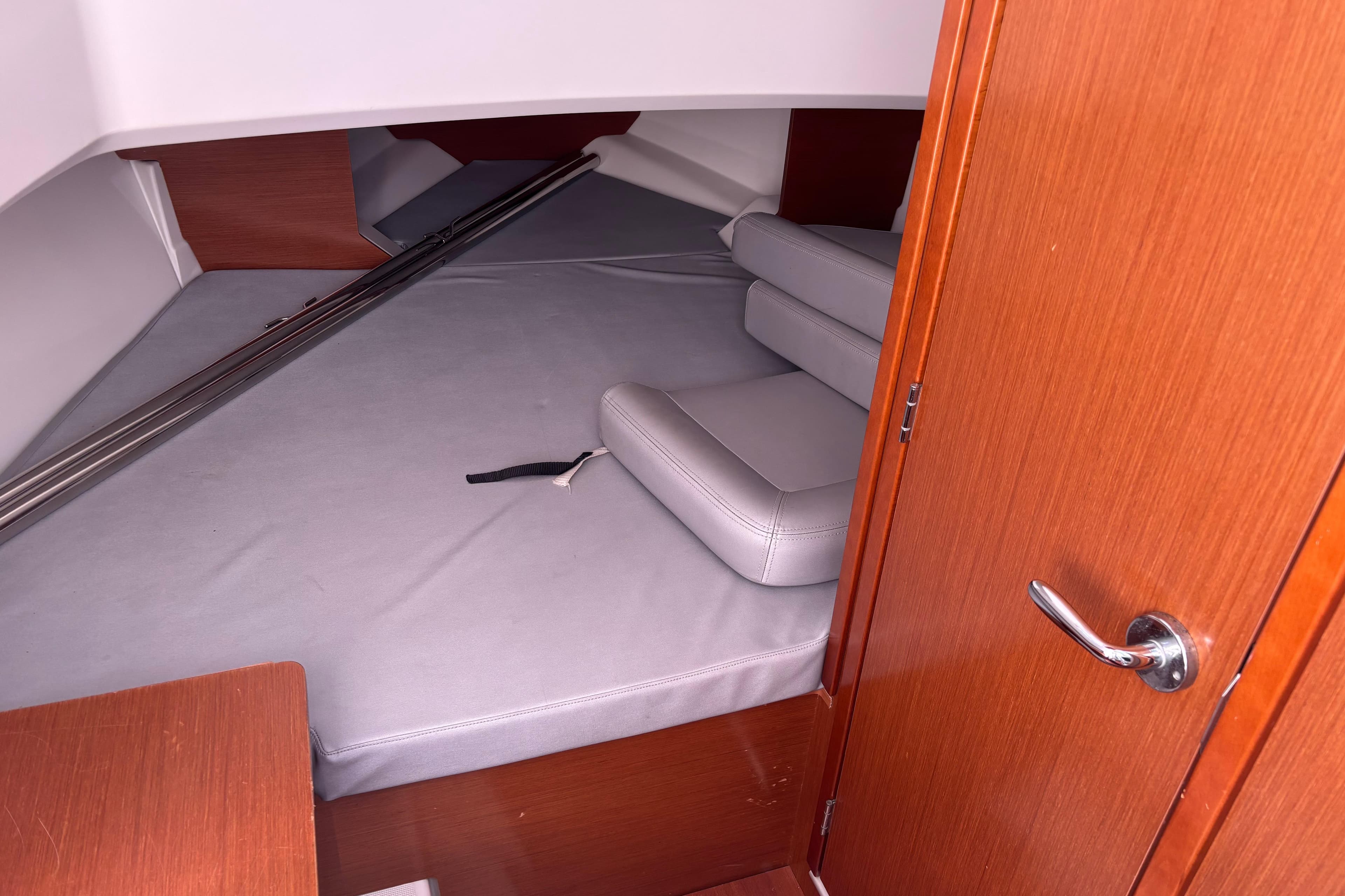 Interior of 2013 Beneteau Barracuda 9 Fly with sleeping area.