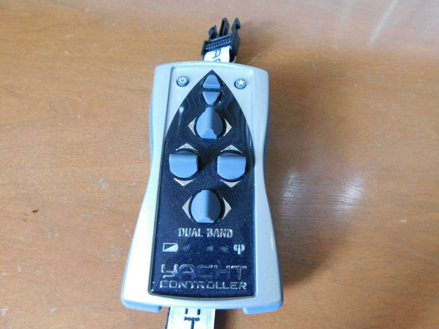2003 Carver 44 CPMY - Image 23