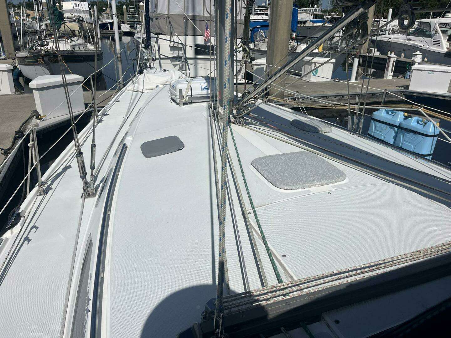 1999 Catalina 42 MK II - Image 30