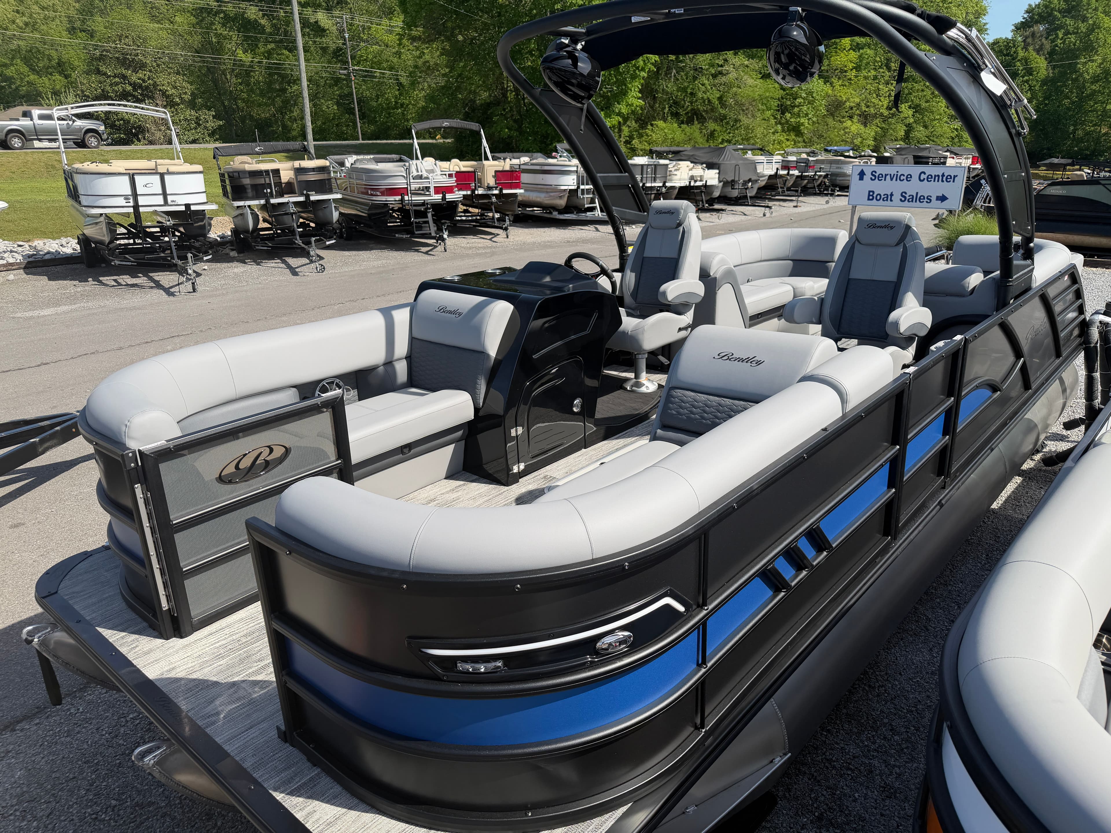 2026 Bentley Pontoons Elite 223 Admiral - 3
