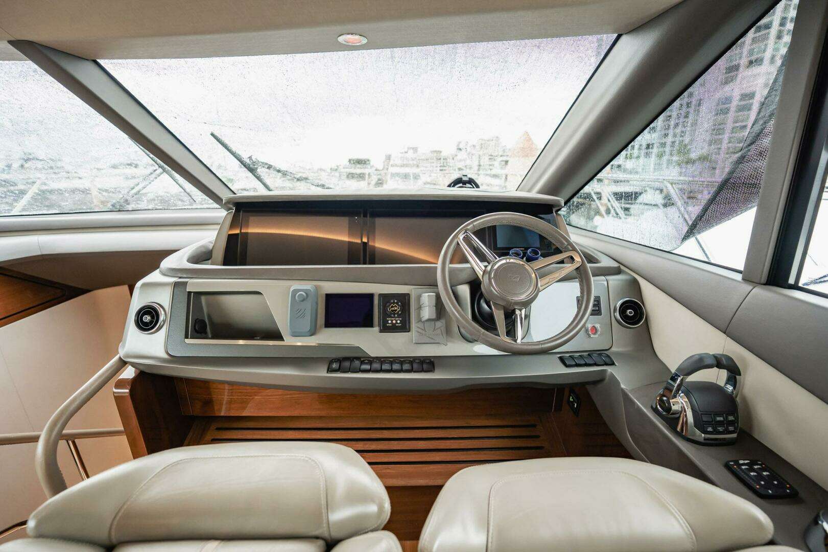 2019 Princess F55 - Image 16