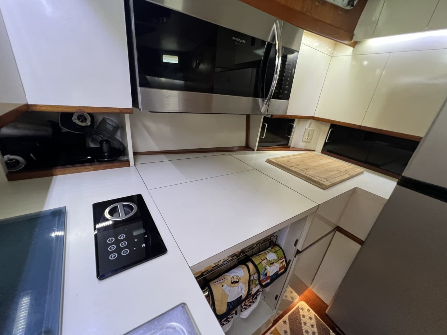 1982 Gulfstar 48 Aft Cabin - Image 13