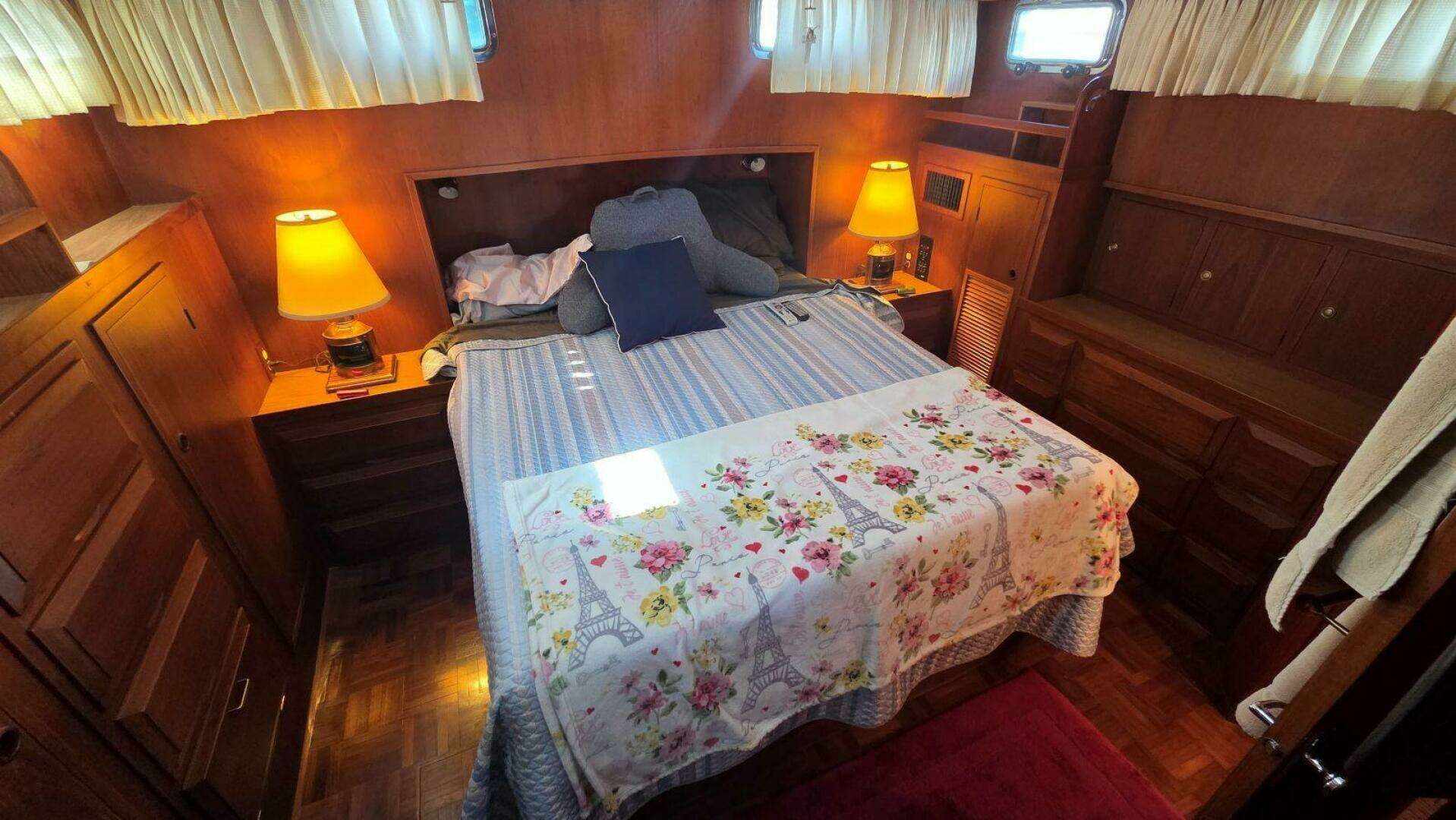 1987 DeFever 48 Tri Cabin - Image 56