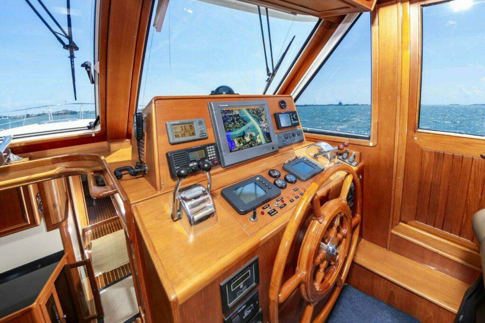 2005 Grand Banks 49 Eastbay SX w/Side Door - Image 20