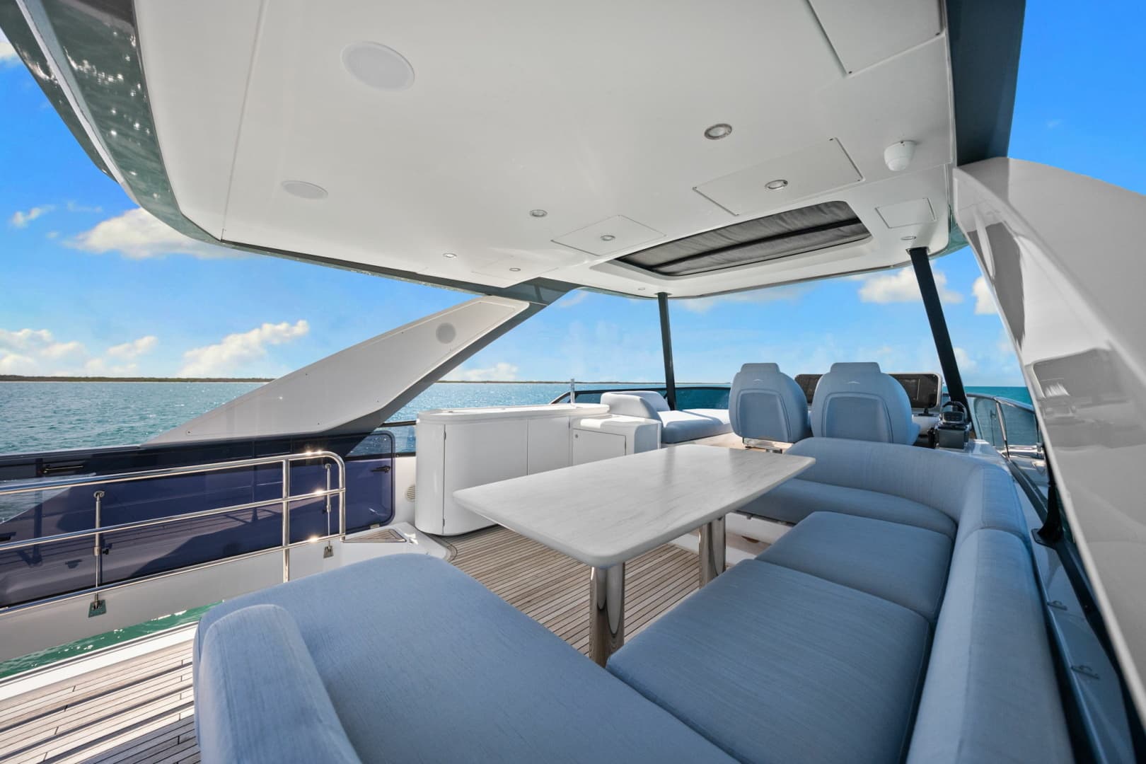 2025 Azimut 68 FLY - Image 64