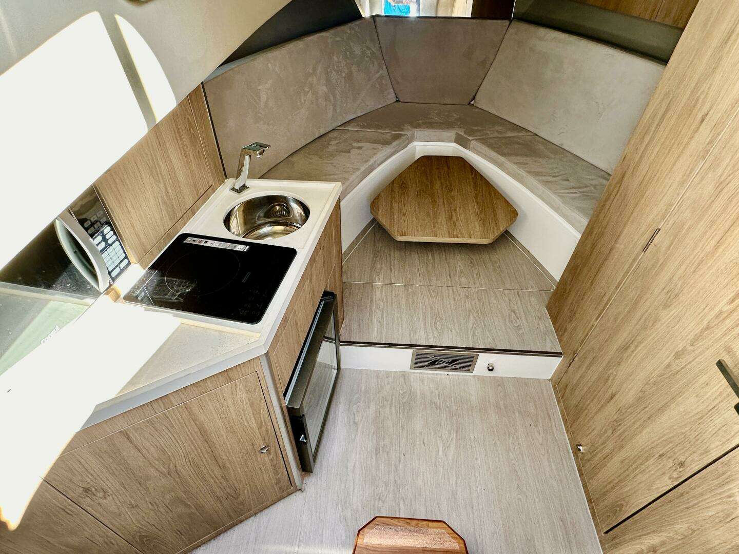 2024 NX Boats 360 Sport Coupe - Image 31