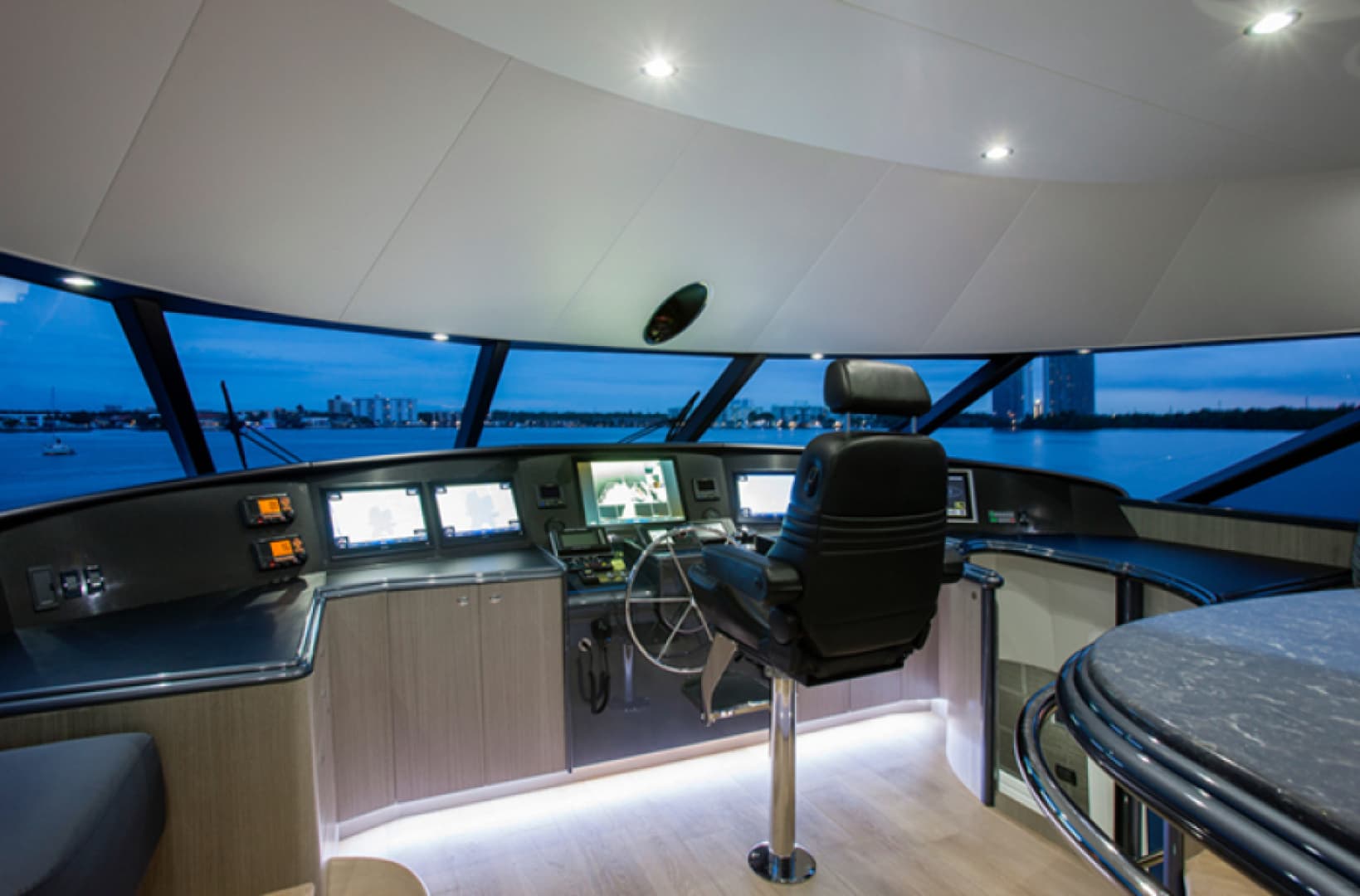 2003 Westport Raised Pilothouse - Image 22