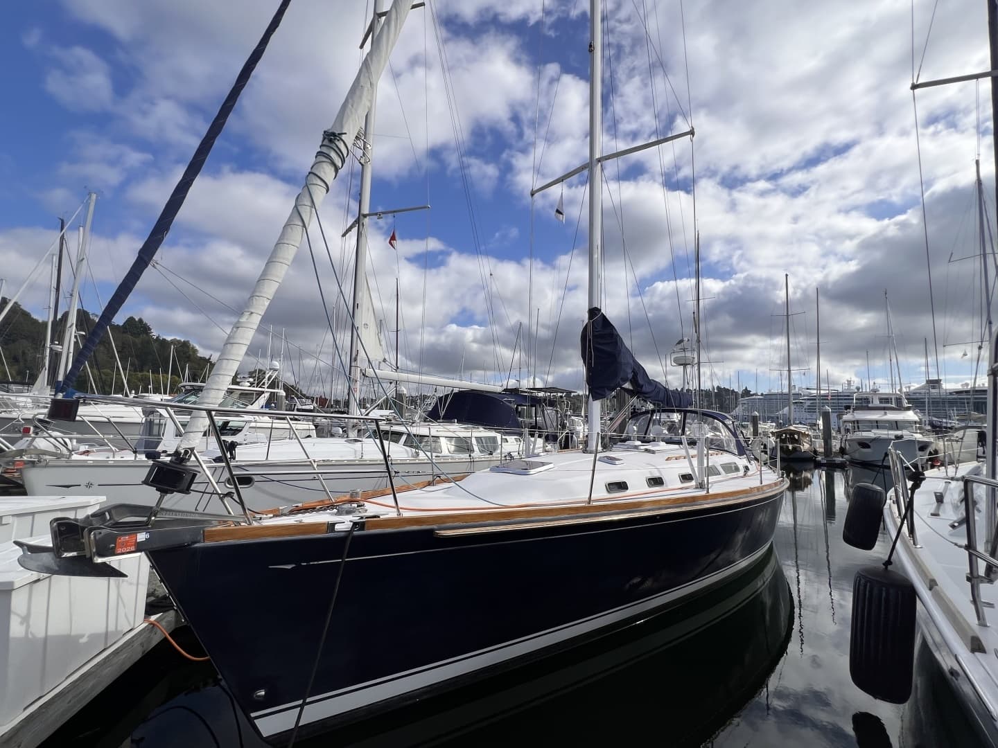 2006 Sabre 426 - Image 2