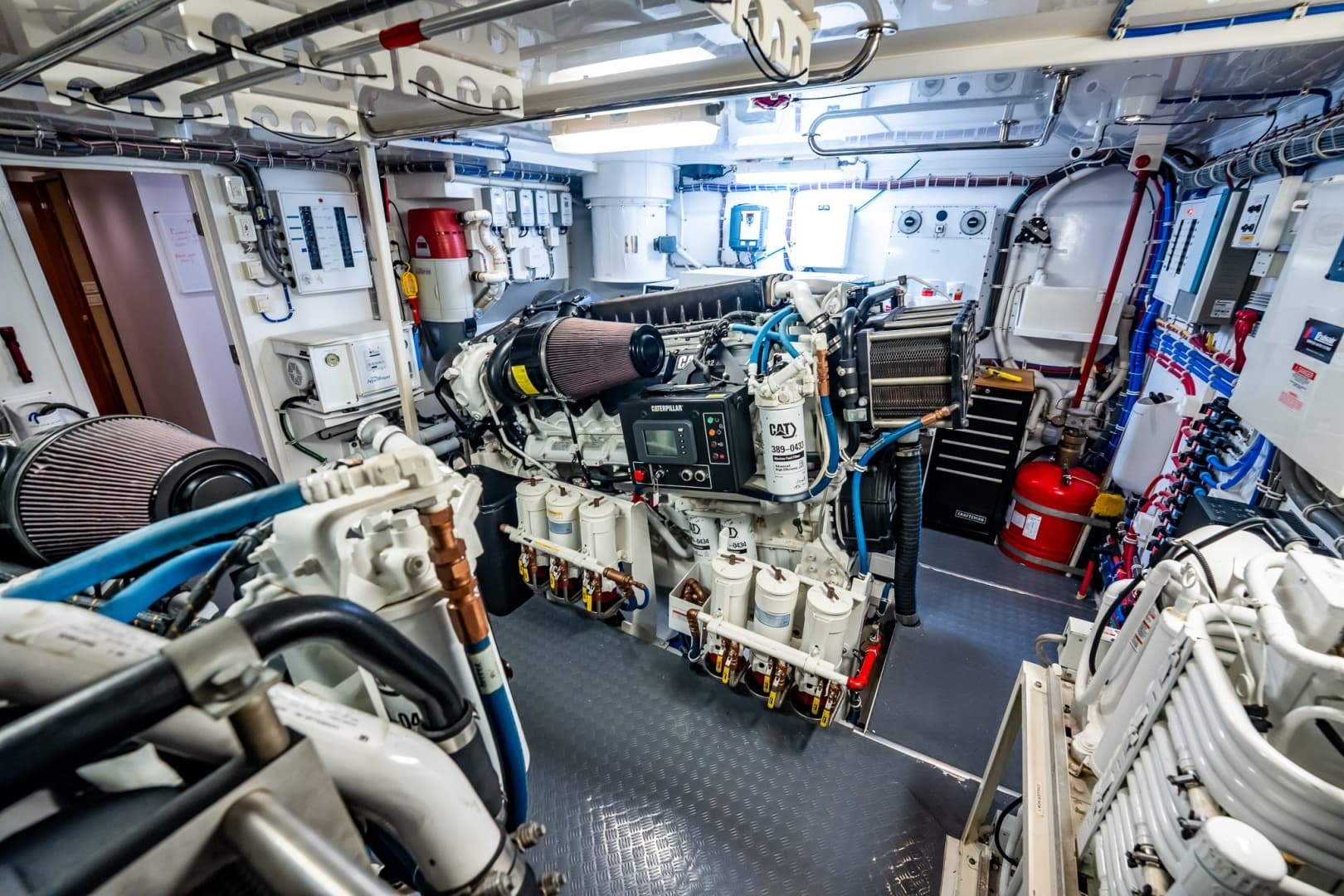 2012 Hatteras — - Image 142