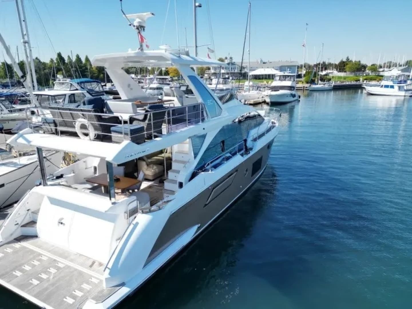 2024 Azimut FLY 60 - Image 7
