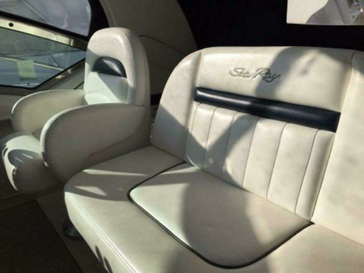 2004 Sea Ray — - Image 24