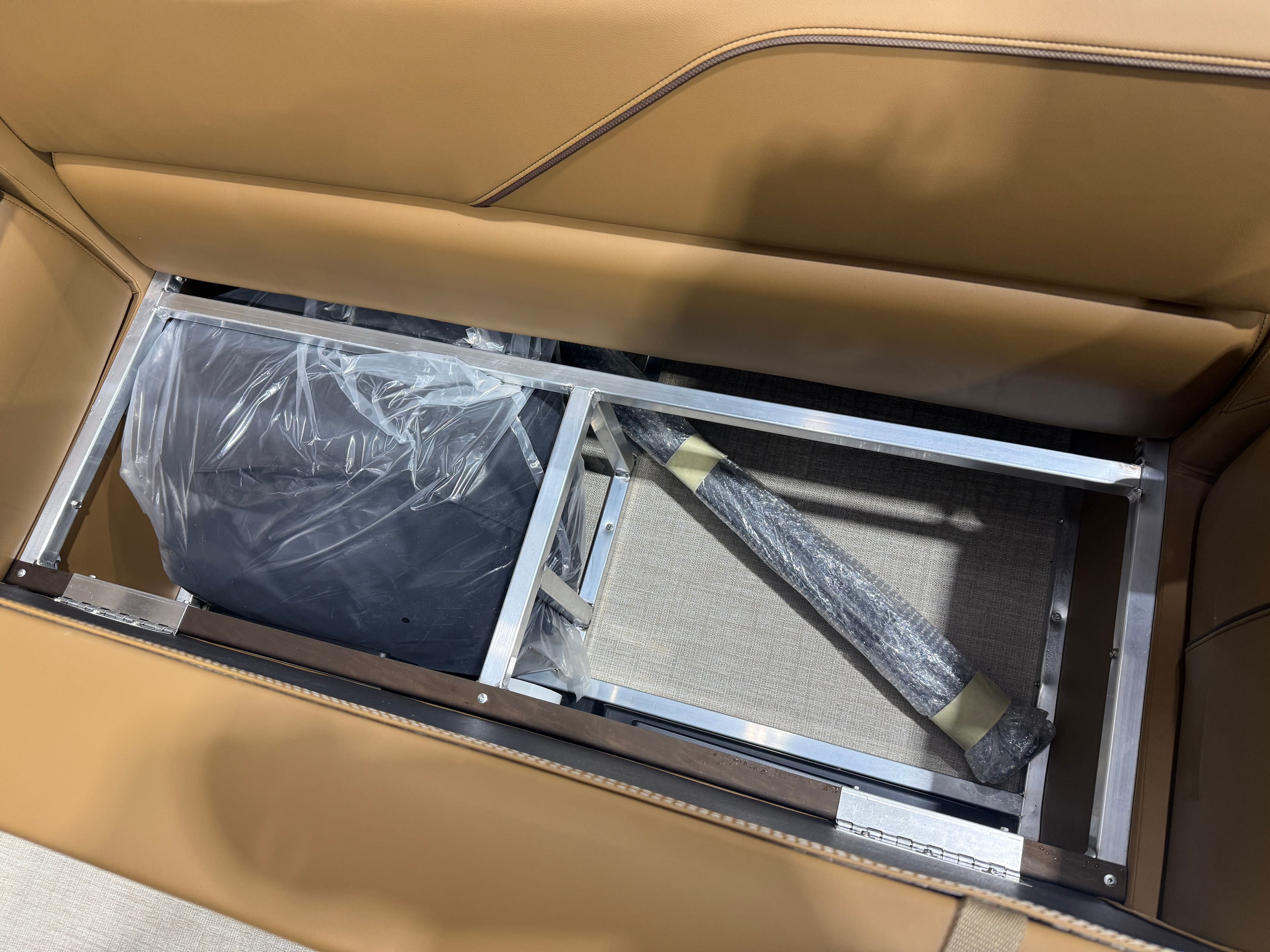 2026 Tahoe Sport 2180 Quad Lounge & Honda 4-Stroke EFI - 28