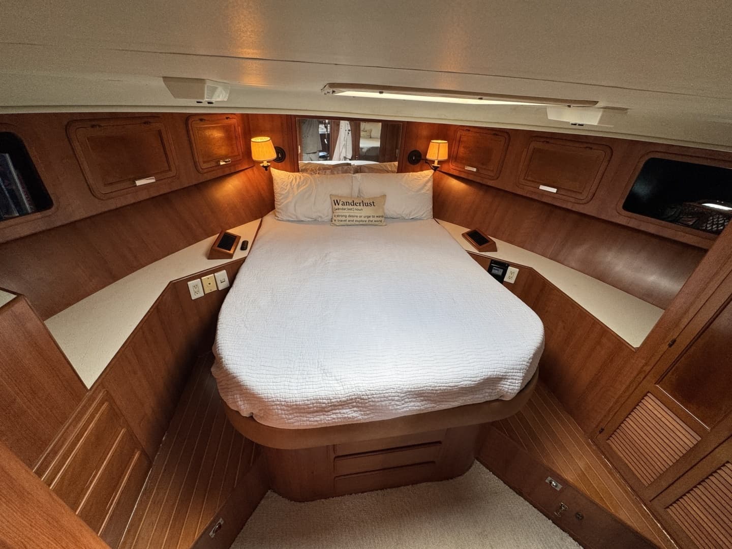 1989 Ricker 48 Convertible - Image 51