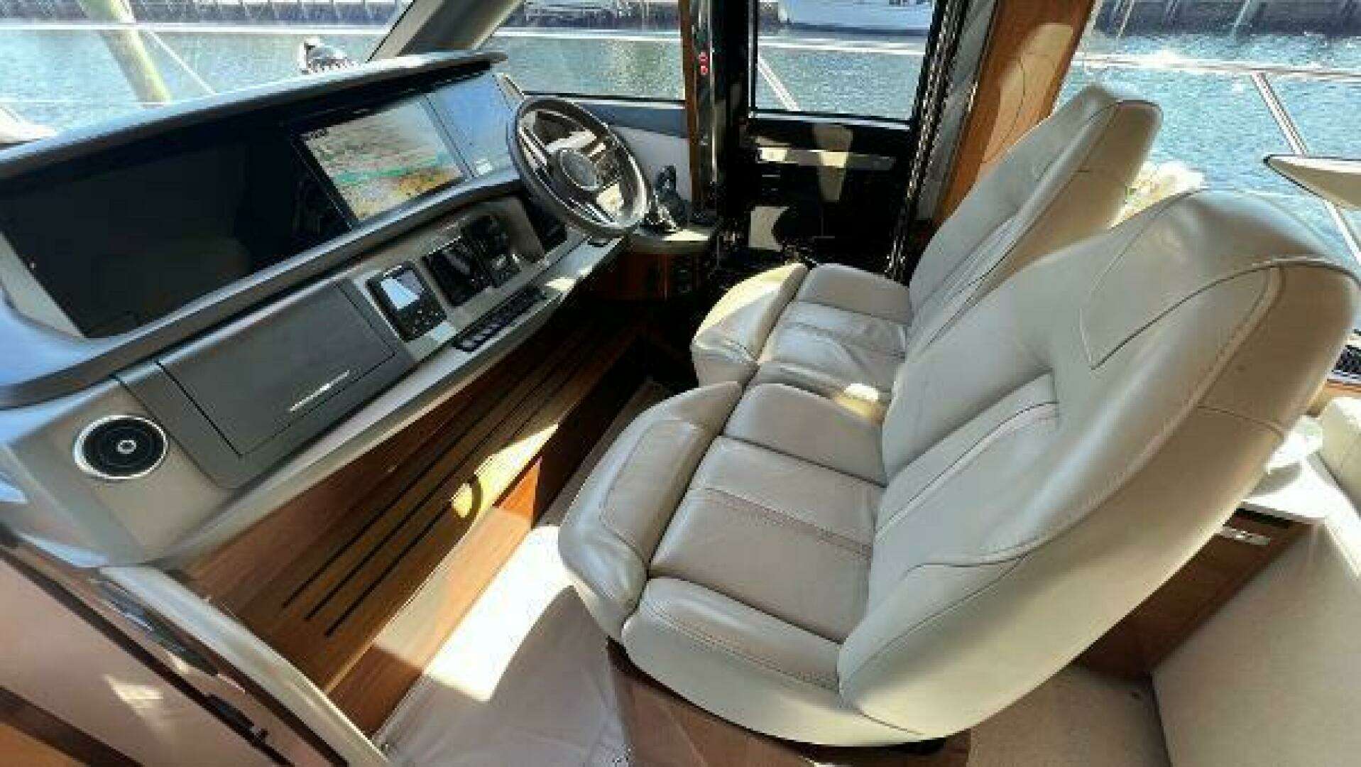 2019 Princess F62 - Image 17