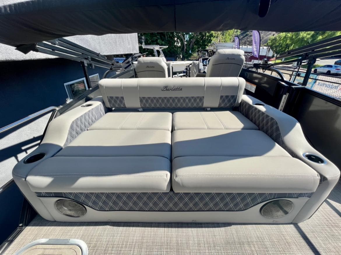 2025 Barletta Lusso 23UC pontoon boat with luxurious seating and modern design.