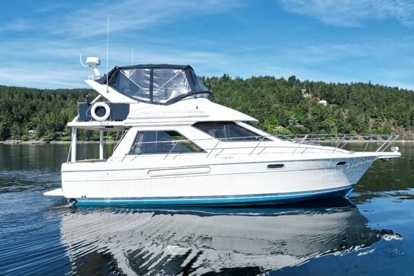 1998 Bayliner 3788 - Image 1