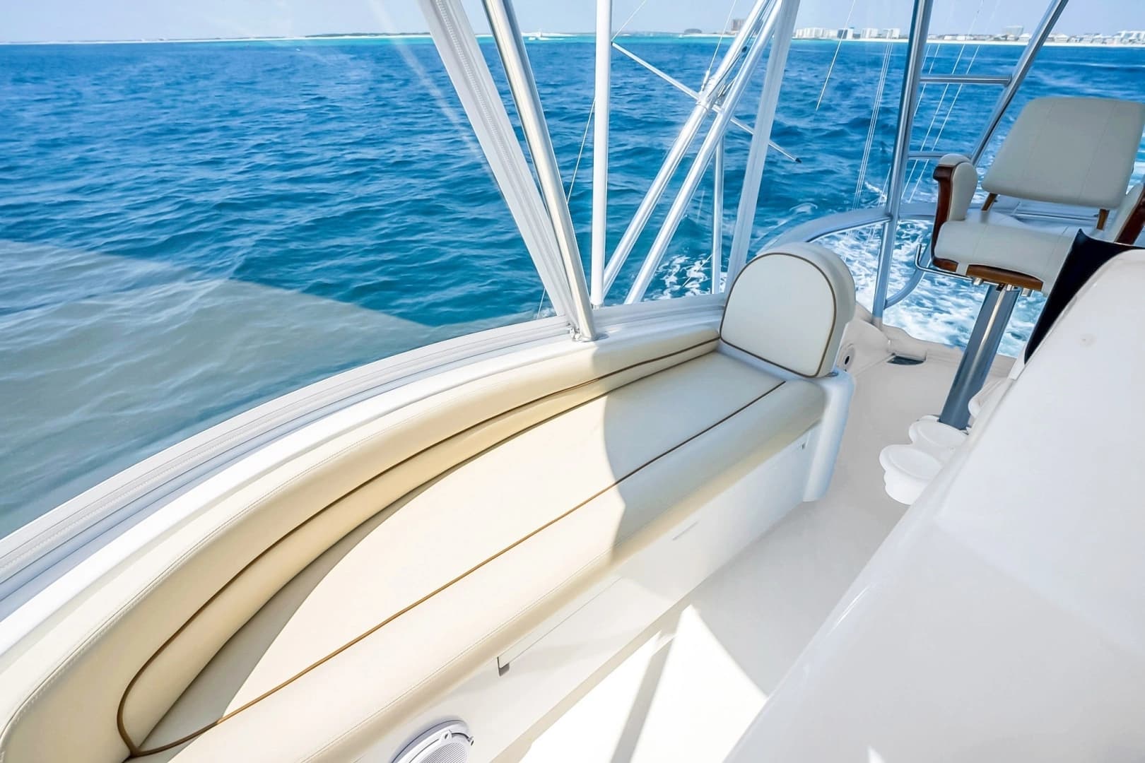 2021 Viking 48 Convertible - Image 53