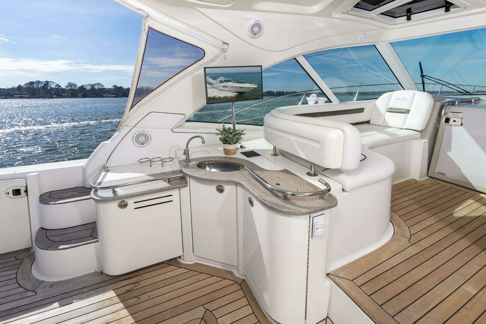 2007 Sea Ray 48 Sundancer - Image 13