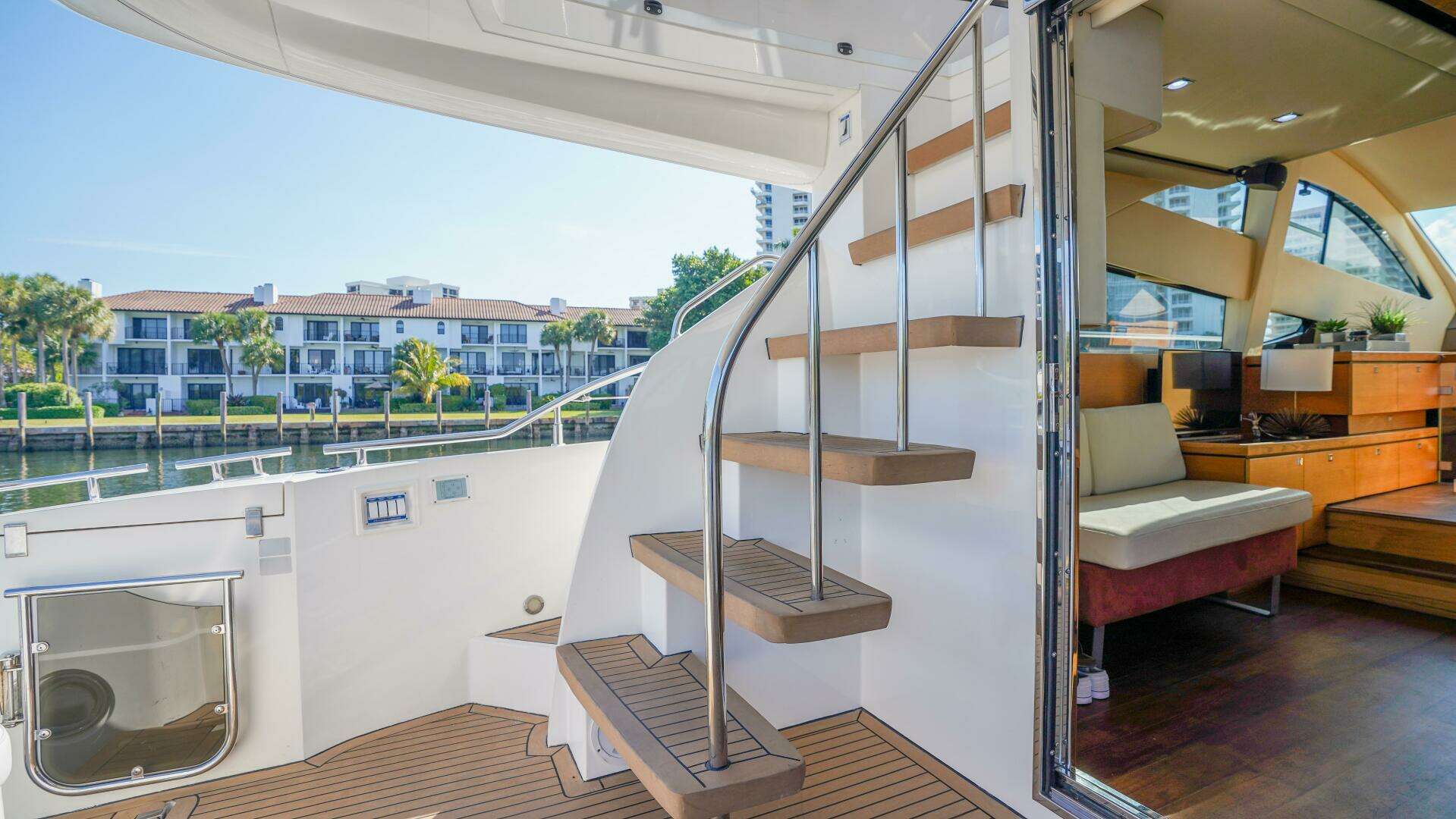 2009 Fairline — - Image 14