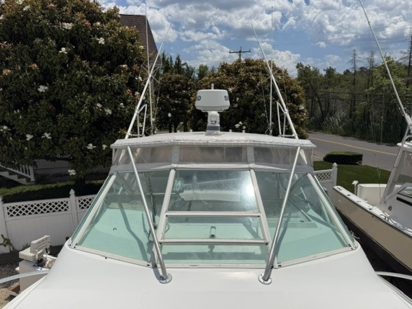 1996 Cabo 31 Express - Image 12