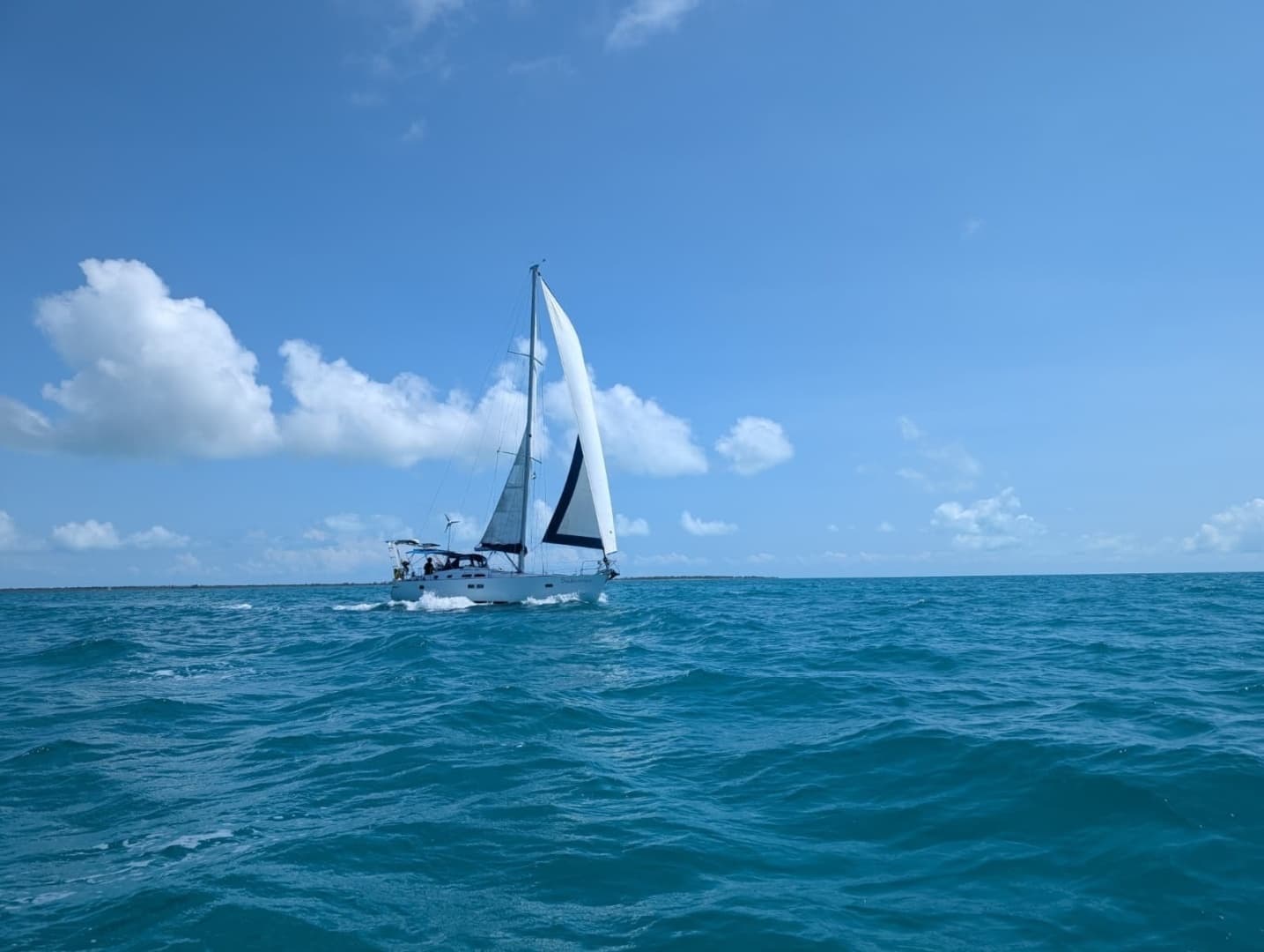 2006 Beneteau 423 - Image 6