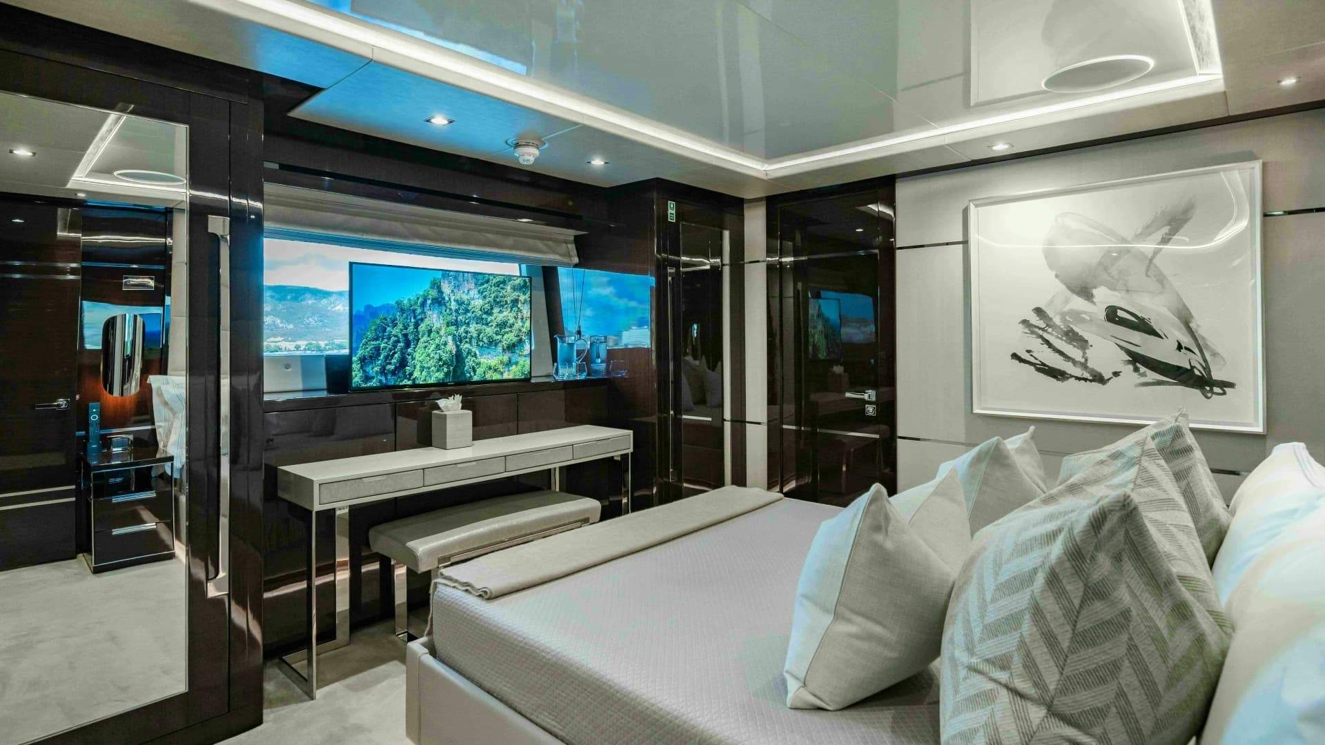 2016 Sunseeker Sunseeker 131 Yacht - Image 38